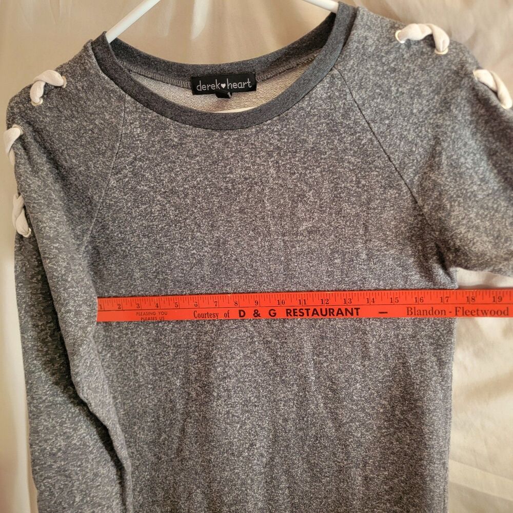 Derek Heart Womens Medium Gray Heathered Pull Over Sweater Tunic Lace Up Top - Picture 8 of 8
